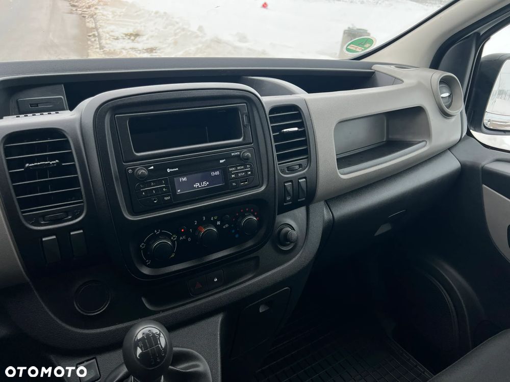 Renault Trafic - 12