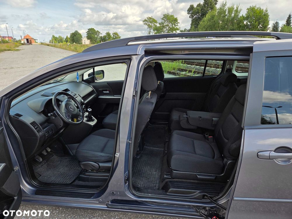 Mazda 5 - 5