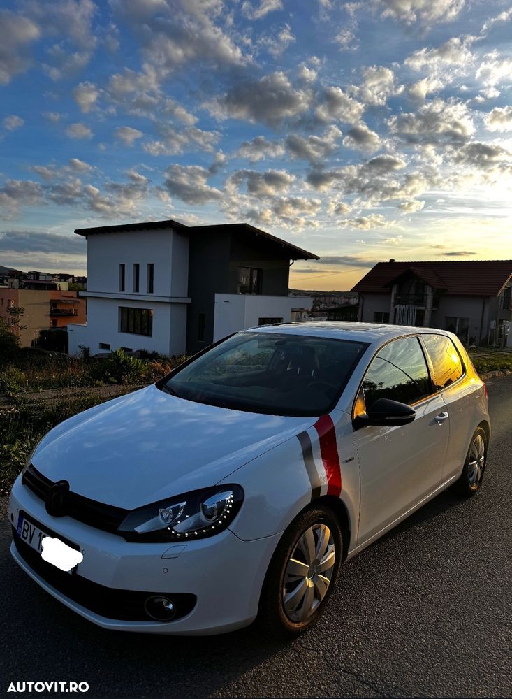 Volkswagen Golf 1.6 TDI DPF Comfortline - 1
