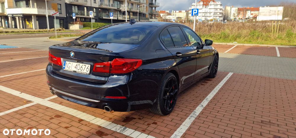 BMW Seria 5 530d xDrive Luxury Line - 5