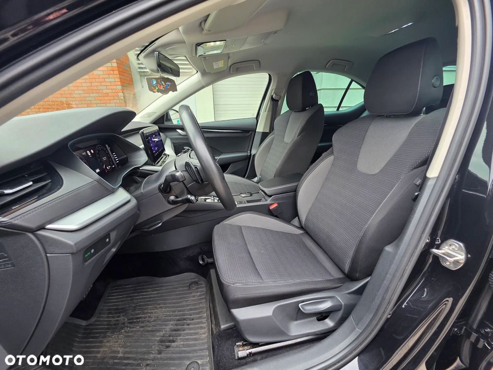 Skoda Octavia 1.5 TSI mHEV Business DSG - 13