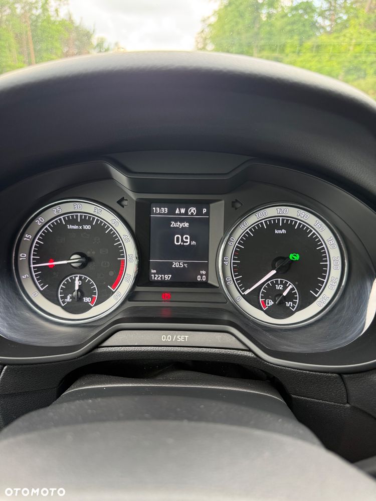 Skoda Octavia 1.6 TDI DSG Premium Edition - 13
