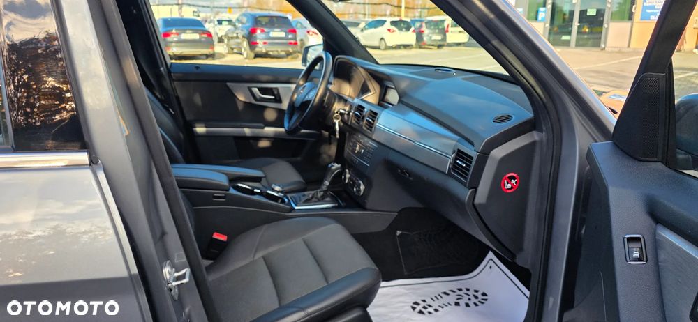 Mercedes-Benz GLK - 16