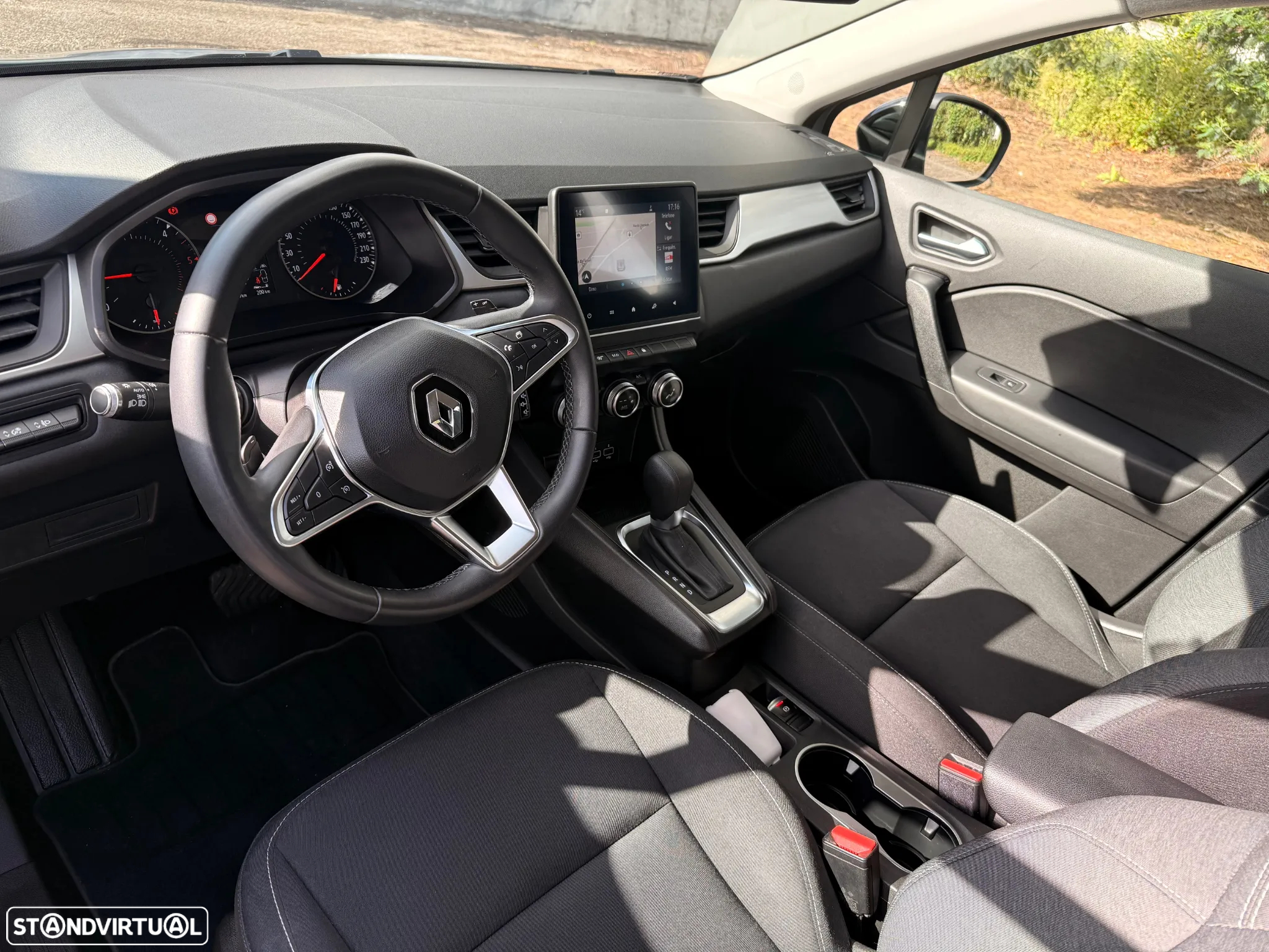 Renault Captur BLUE dCi 115 EDC INTENS - 15