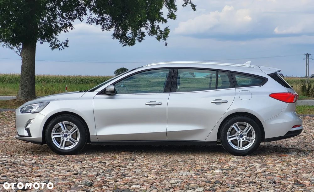 Ford Focus 1.0 EcoBoost Trend Edition - 6
