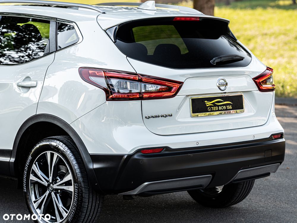 Nissan Qashqai 1.6 DIG-T N-Connecta - 19
