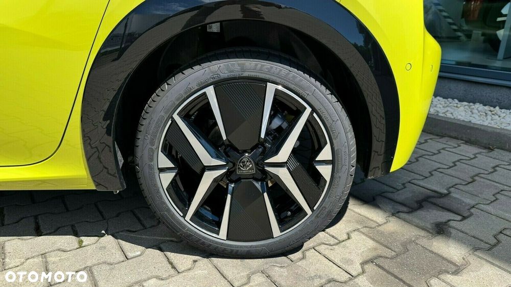 Peugeot 208 - 10