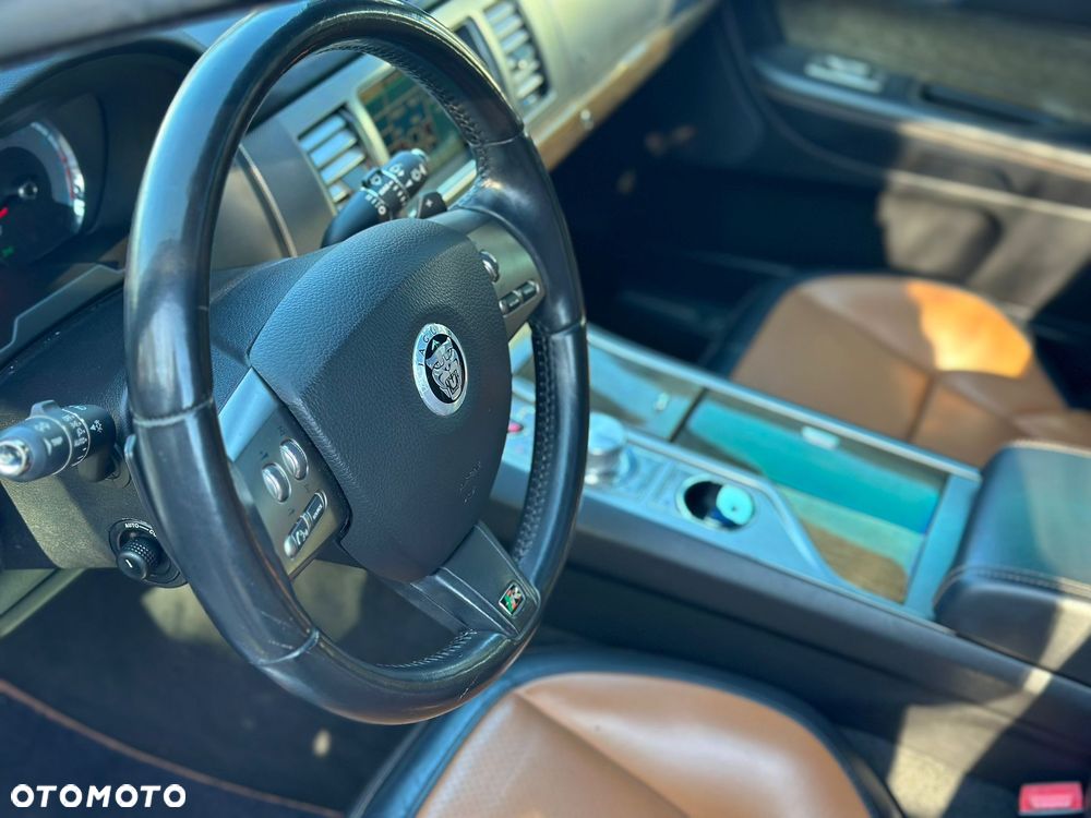 Jaguar XF XFR 5.0 V8 Kompressor - 23