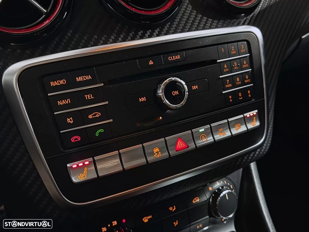 Mercedes-Benz A 45 AMG 4-Matic - 17