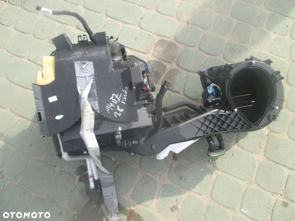 obudowa nagrzewnicy Audi A4 B7 1.8 Turbo Europa - 5