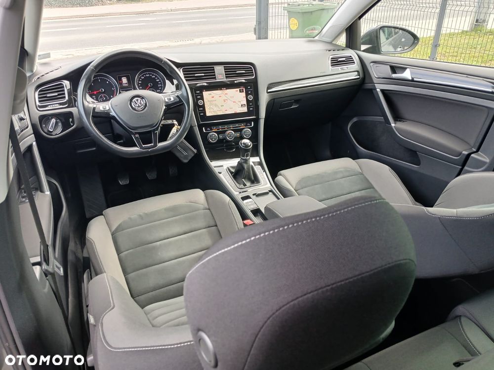 Volkswagen Golf 2.0 BlueTDI Highline - 21