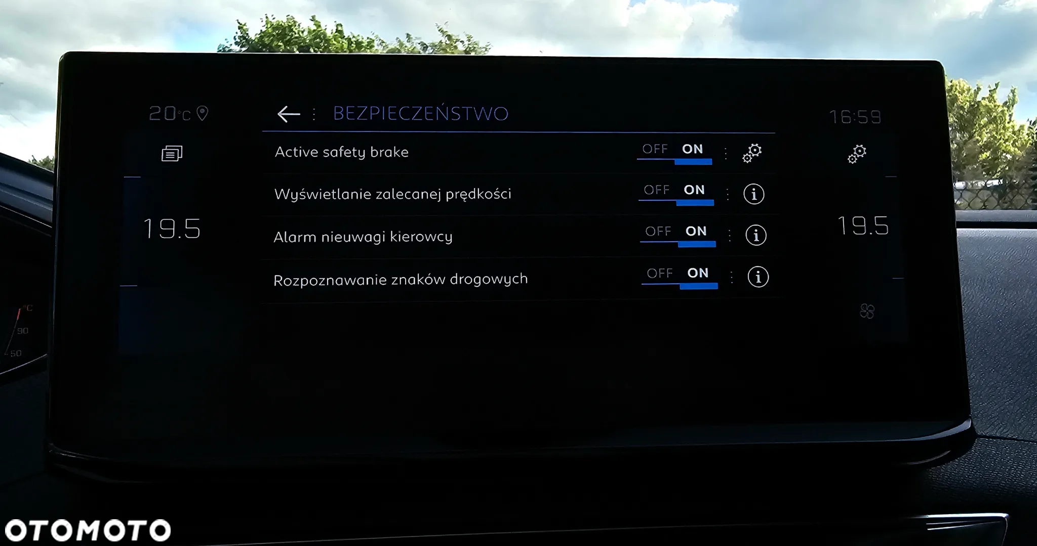 Peugeot 3008 PureTech 130 Stop & Start GPF EAT8 Allure - 33
