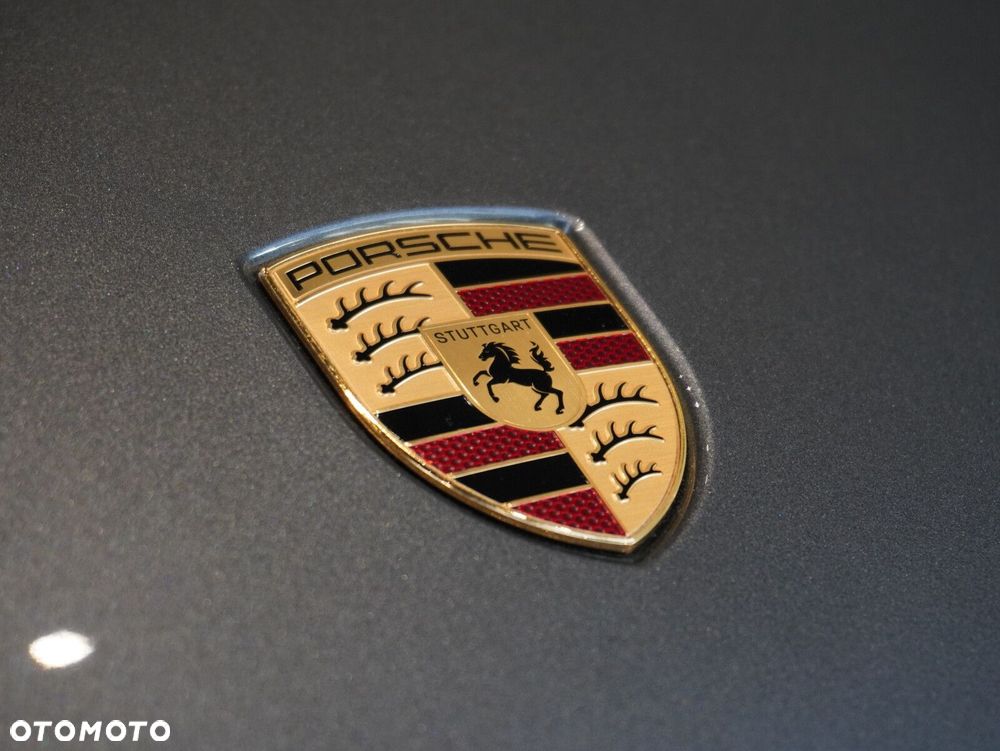 Porsche Cayenne - 6