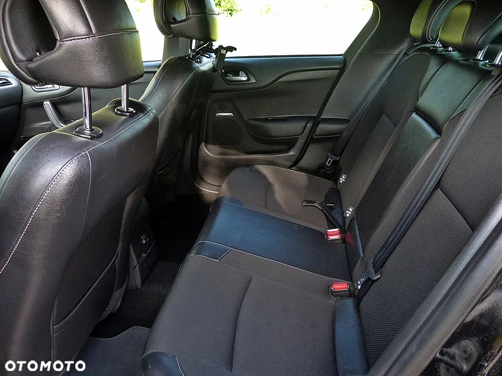 Citroën DS4 1.6 HDi SoChic - 21