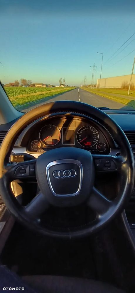 Audi A4 Avant 2.0 TDI DPF - 14