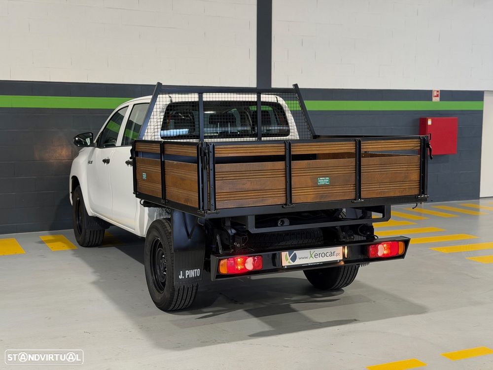 Toyota Hilux 2.4 D-4D CD 5L - 8