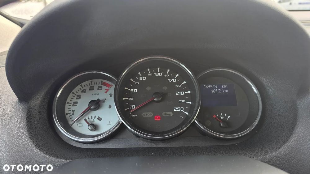 Renault Megane TCe 180 GT - 19