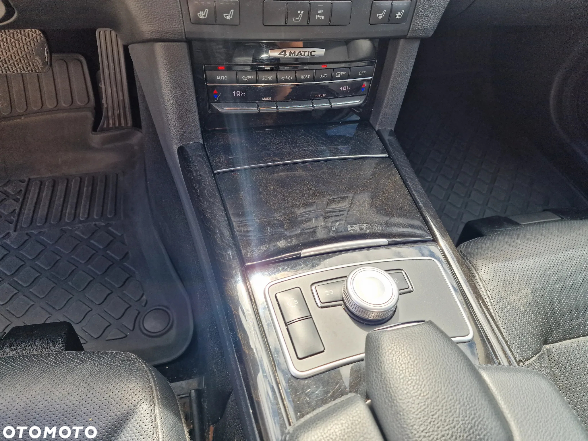 Mercedes-Benz Klasa E 350 4-Matic Avantgarde - 23