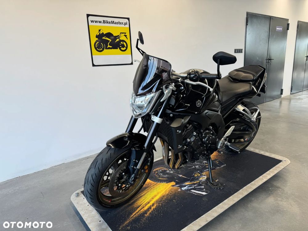 Yamaha FZ - 4