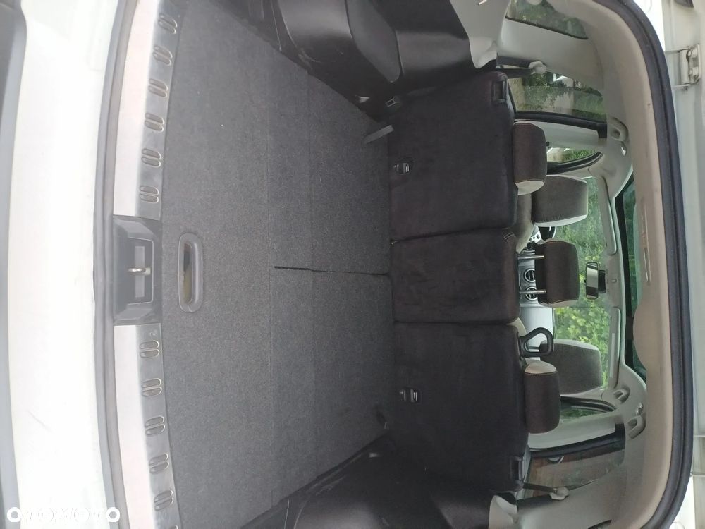 Nissan Qashqai+2 - 8
