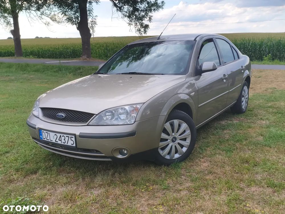 Ford Mondeo 2.0 TDCi Ambiente - 11