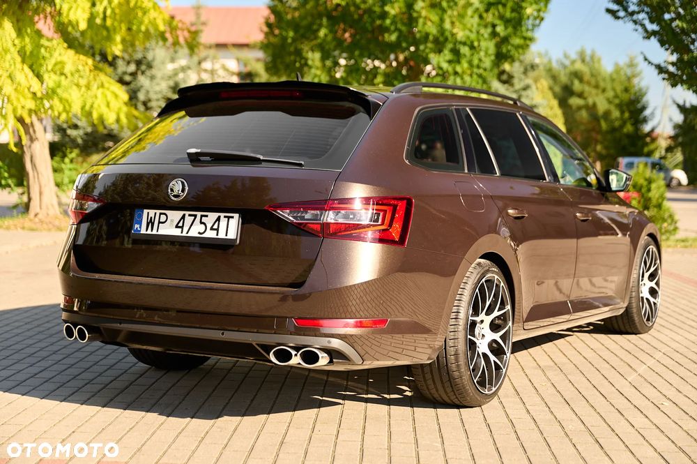 Skoda Superb - 12