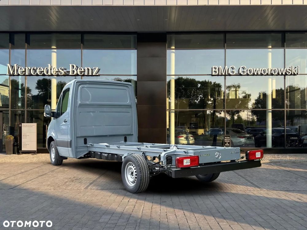 Mercedes-Benz Sprinter 317 4325 - 3