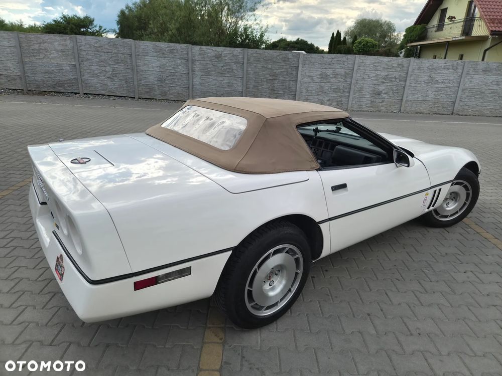 Chevrolet Corvette - 34
