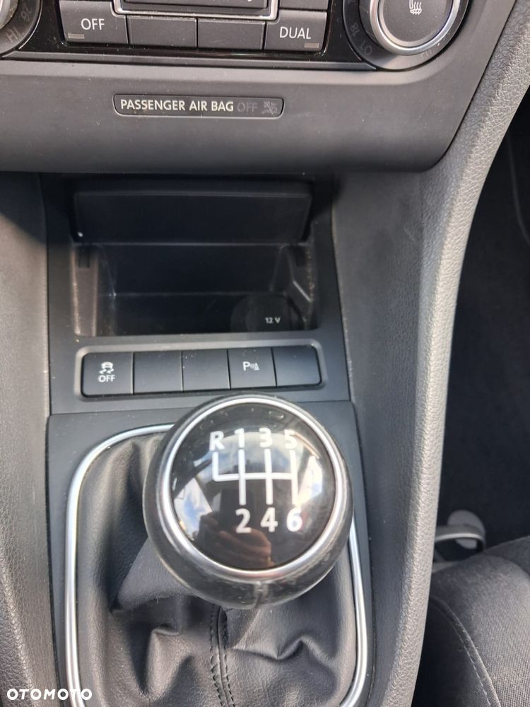 Volkswagen Golf 2.0 TDI DPF Highline - 18