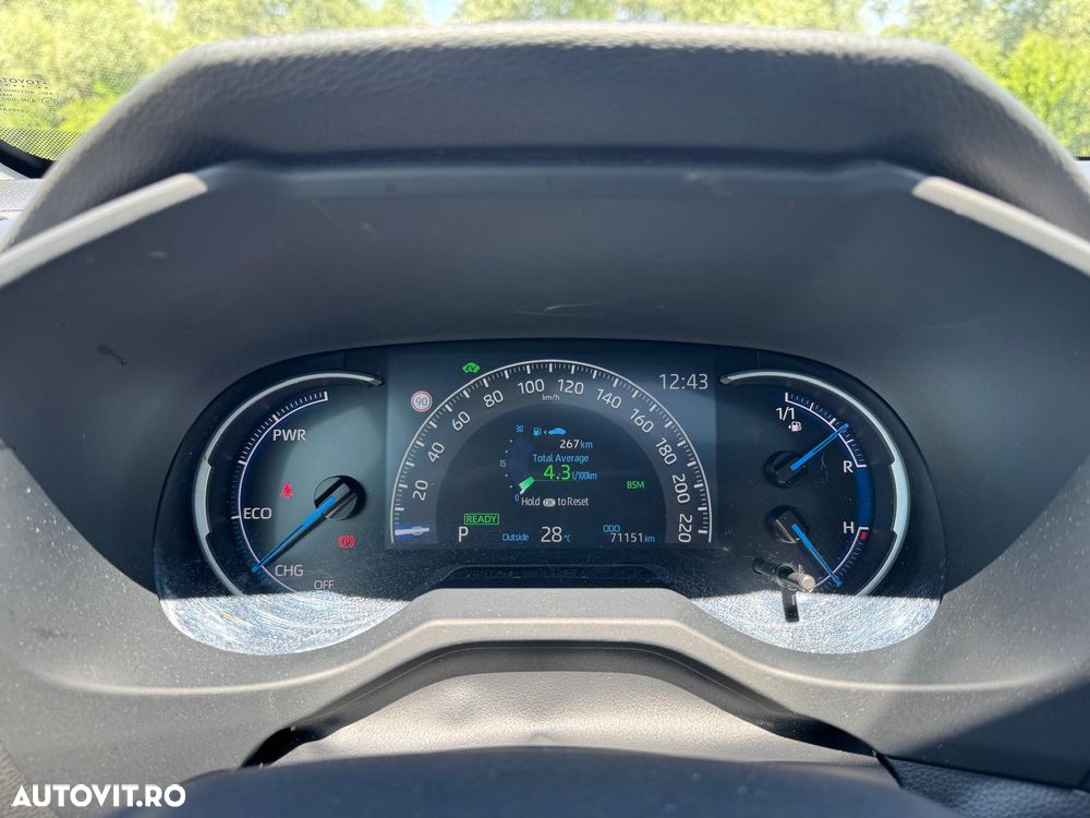 TOYOTA RAV4 2022 — imagine 8