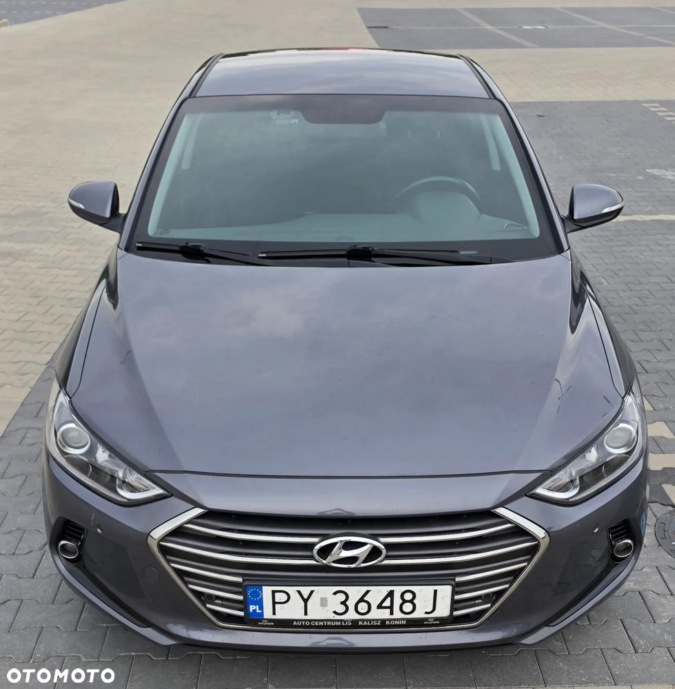 Hyundai Elantra 1.6 Style - 2