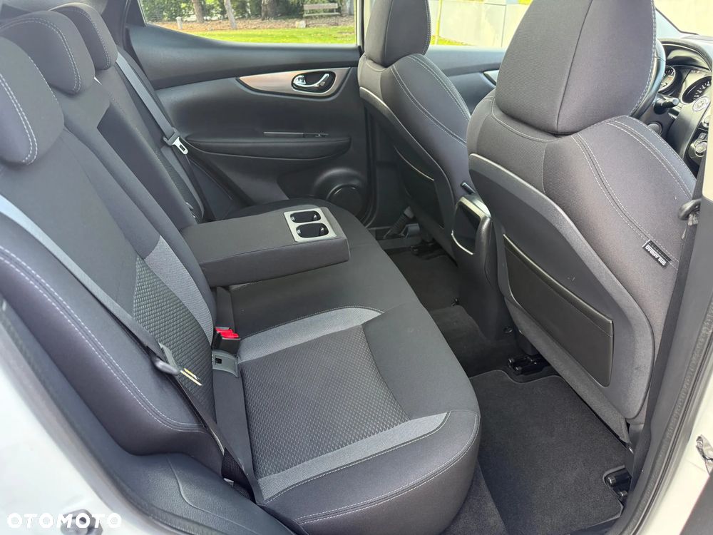 Nissan Qashqai - 12