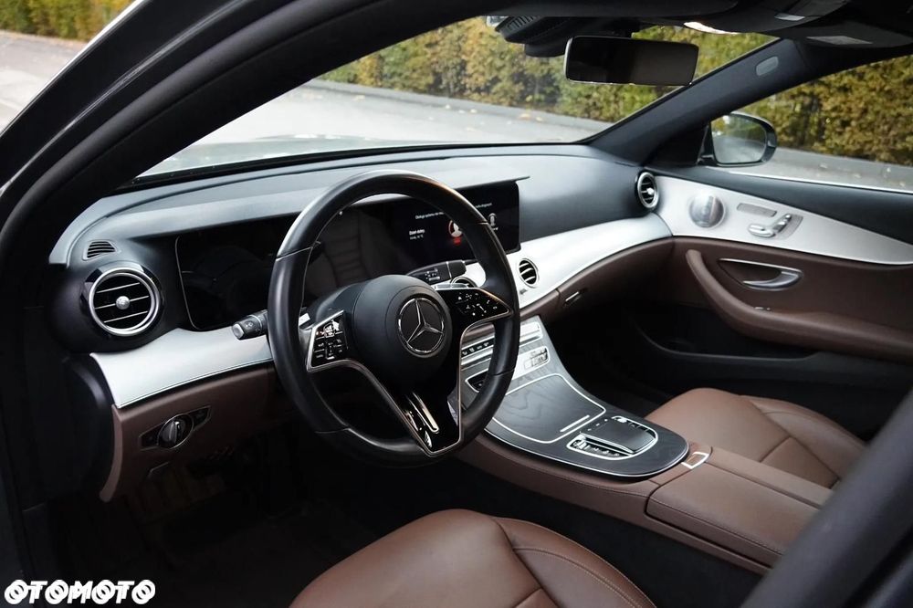 Mercedes-Benz Klasa E 220 d 9G-TRONIC - 9