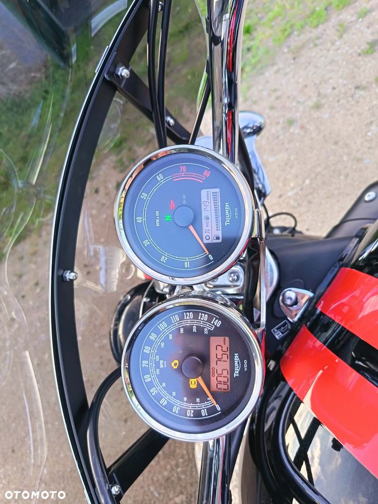 Triumph Rocket - 10