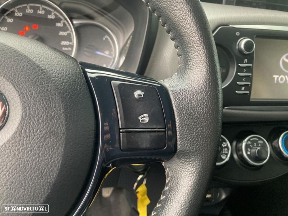 Toyota Yaris 1.0 VVT-i Exclusive - 13