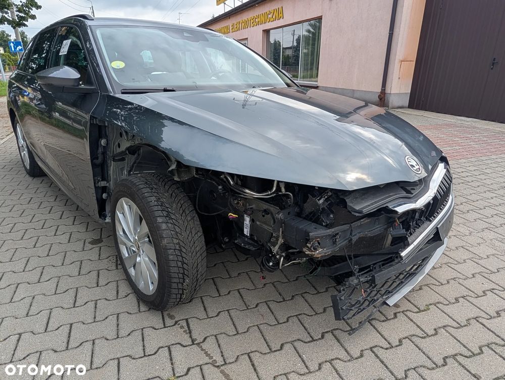 Skoda Octavia 2.0 TDI DSG Exclusive - 4