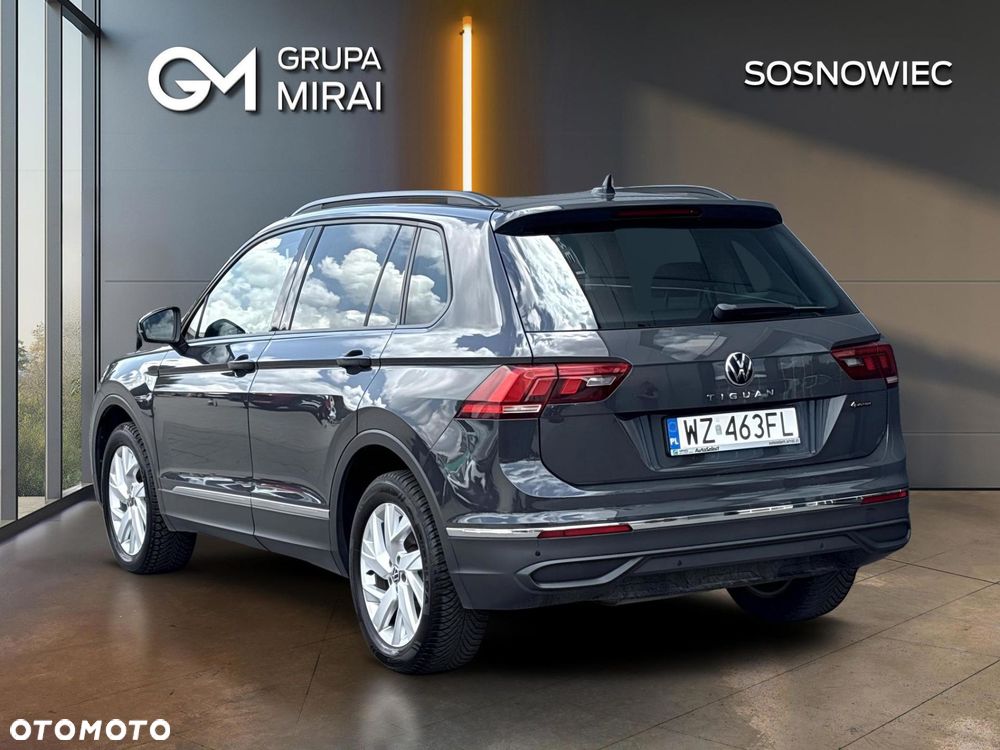 Volkswagen Tiguan 2.0 TDI SCR 4Mot Life DSG - 3