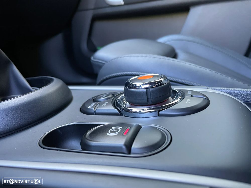 MINI Countryman Cooper SE ALL4 Yours Auto - 26