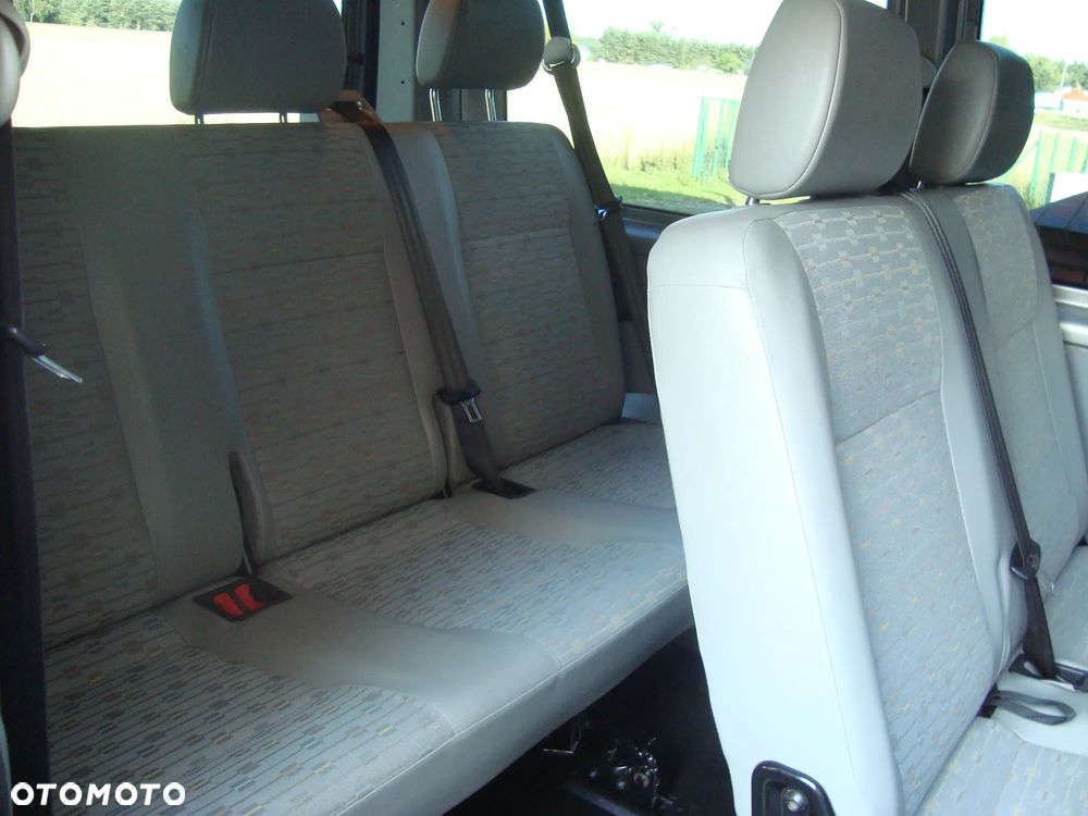 Volkswagen Transporter Caravelle Kurz Trendline - 31