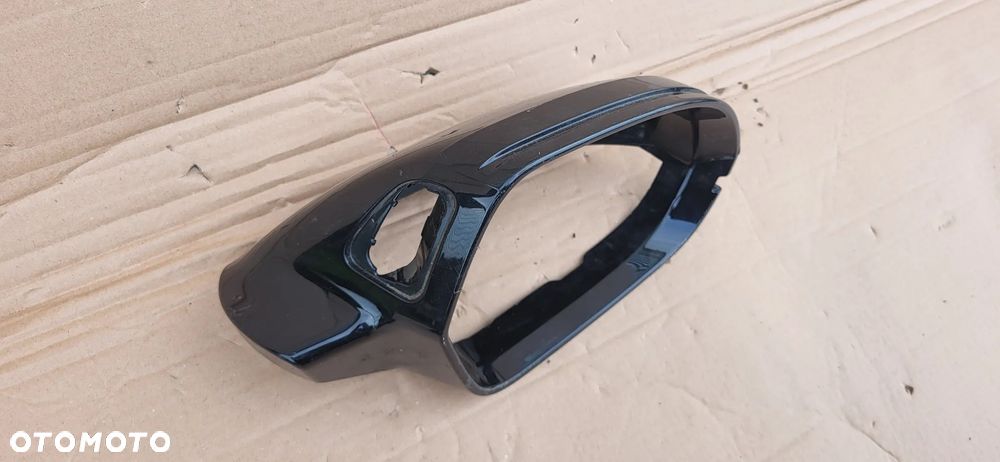 OBUDOWA LUSTERKA PRAWA AUDI A6 C7 4G0857528 - 2