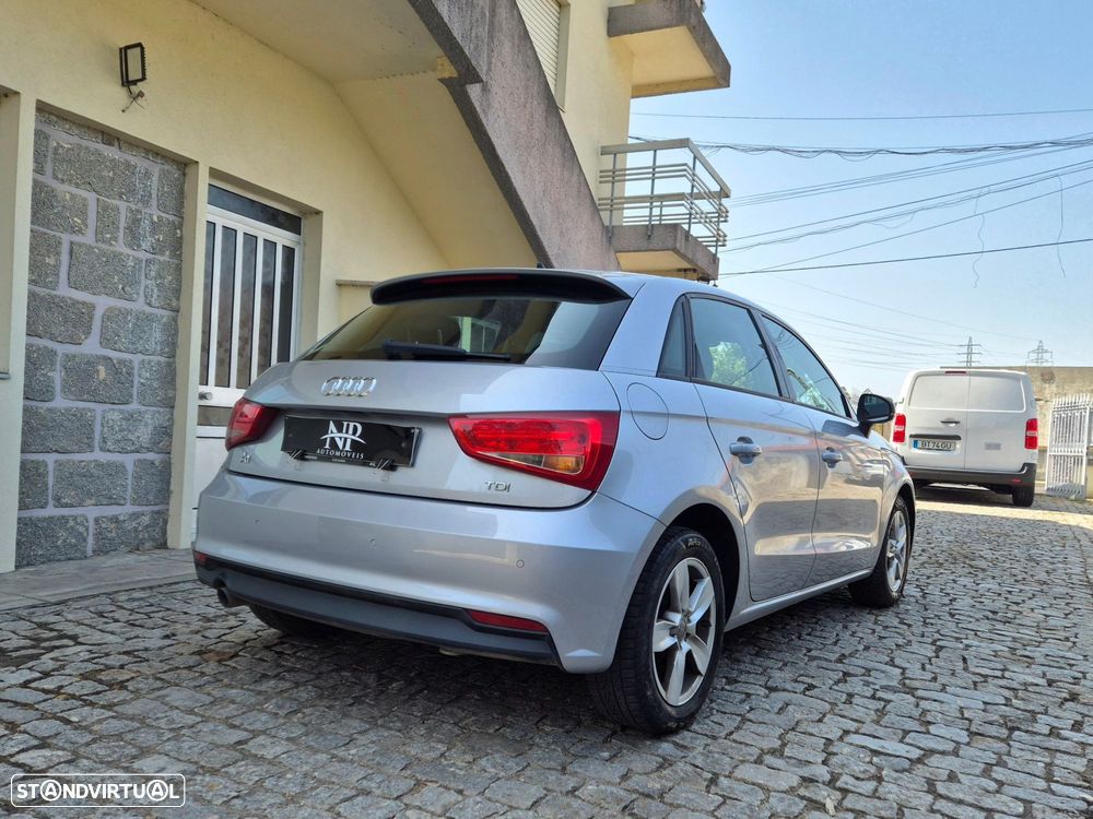 Audi A1 Sportback 1.4 TDI Design - 4