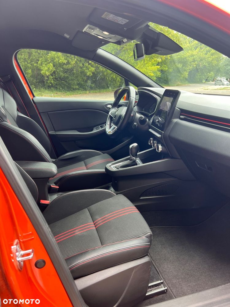 Renault Clio - 17