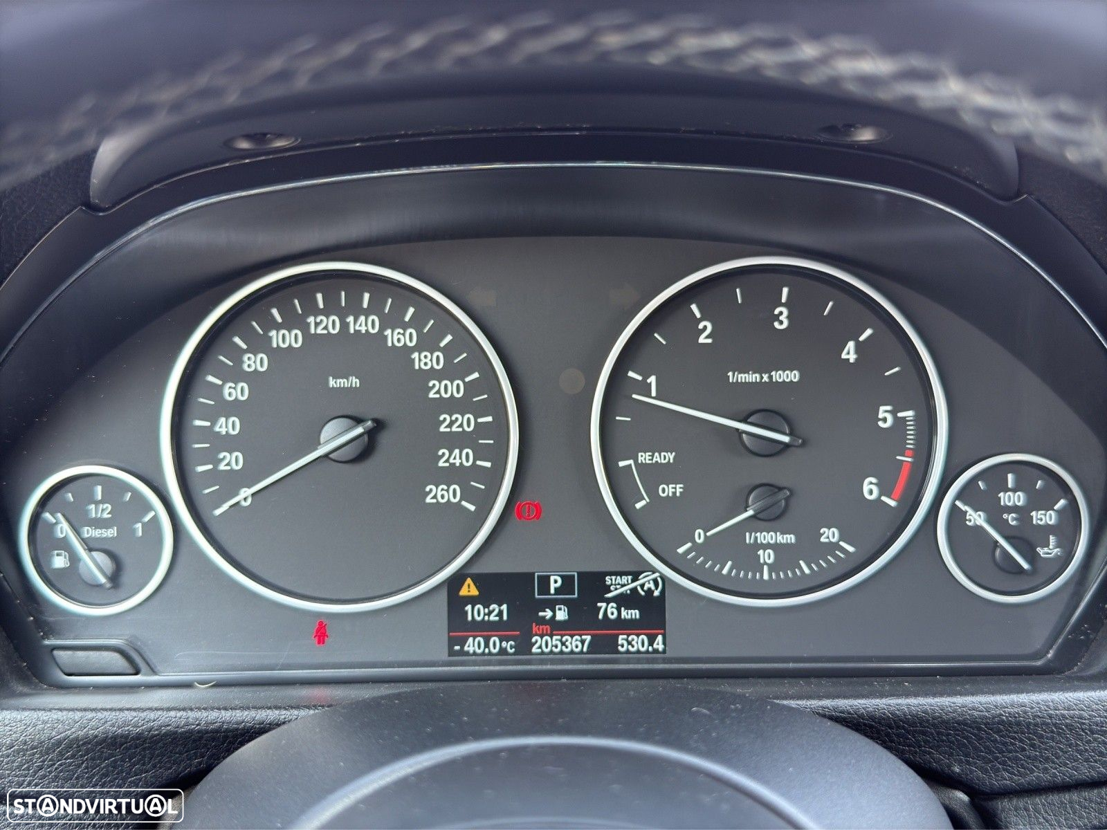 BMW 318 d Touring Auto - 9