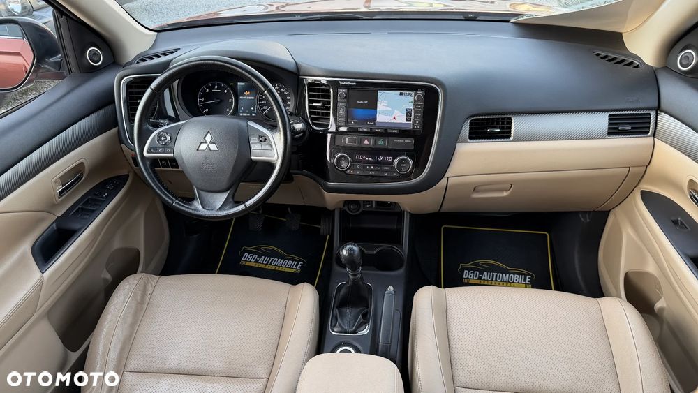 Mitsubishi Outlander 2.2 DI-D 4WD Instyle - 5