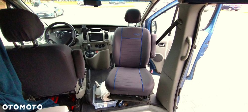 Opel Vivaro - 9