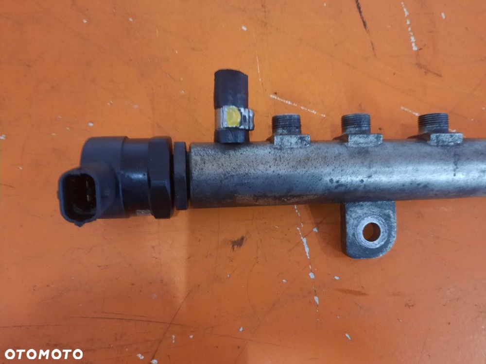 FIAT GRANDE PUNTO 3 1.3M-JET 05-10 LISTWA WTRYSKOWA 0445214086 199A2000 - 2