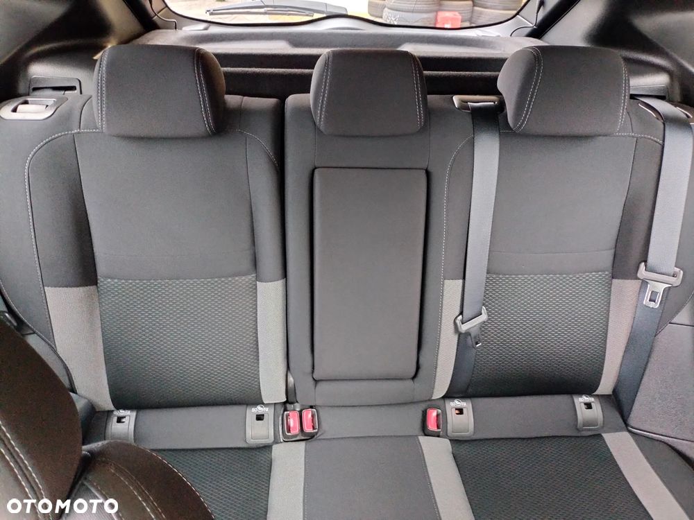 Nissan Qashqai 1.3 DIG-T N-Connecta EU6d - 15