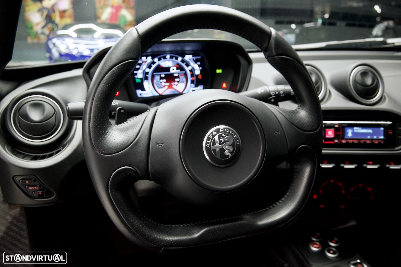 Alfa Romeo 4C 1750 TBi - 24