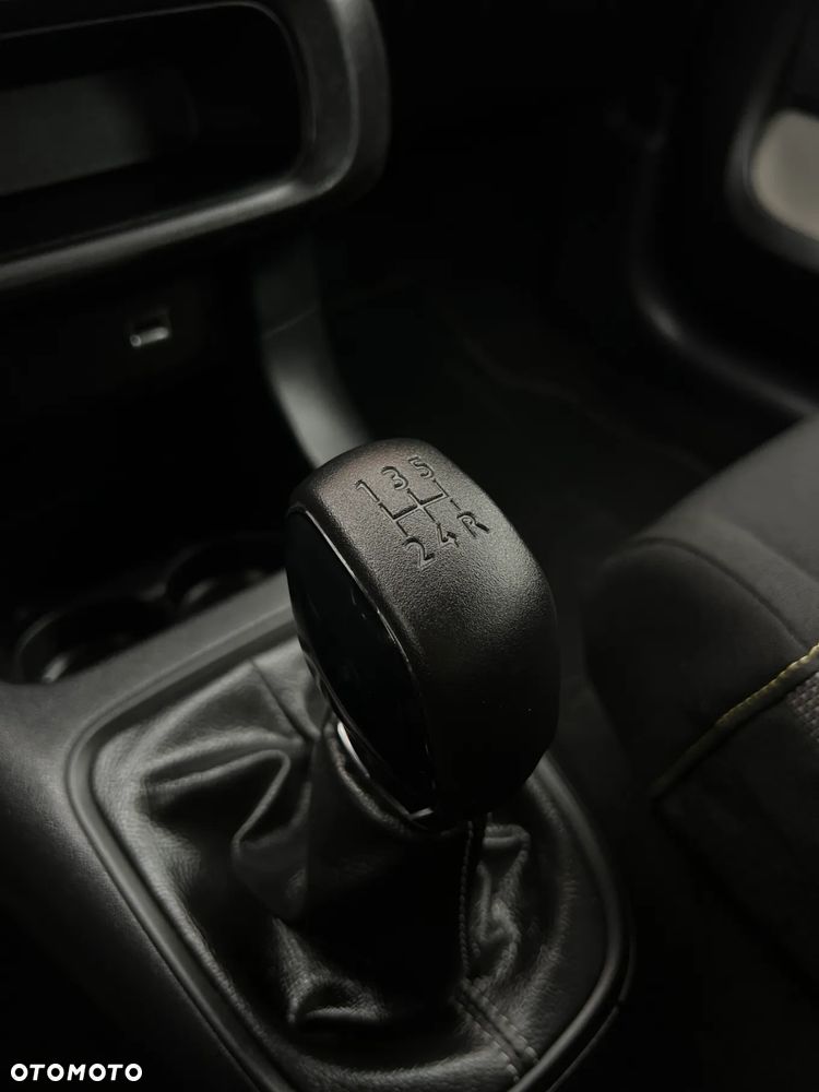 Citroën C3 1.2 PureTech Feel - 23