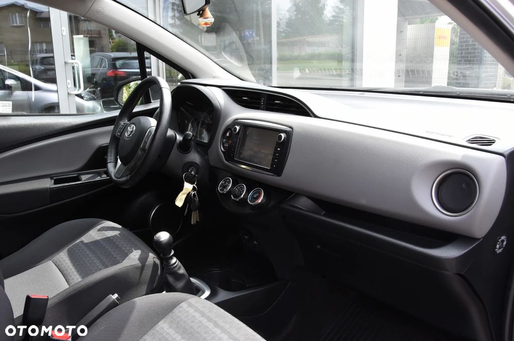 Toyota Yaris - 21